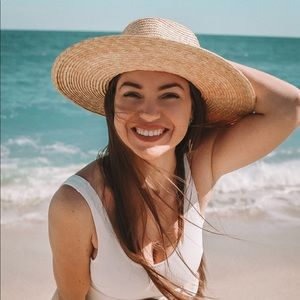 Meet your Posher, Naurys